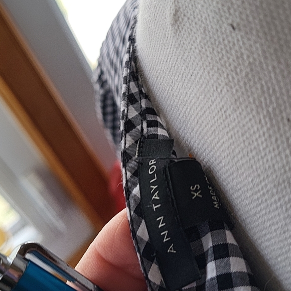 Ann Taylor cotton top - Picture 4 of 5